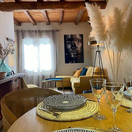 Maison Cosy, 2 Chambres, Adossee Aux Remparts Aigues-Mortes Exteriör bild